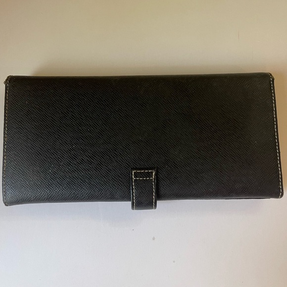 hermés wallet, black, please note some damage on the H - Picture 2 of 5